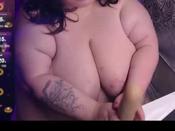  ellybelly 