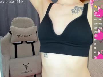 hot mia 1