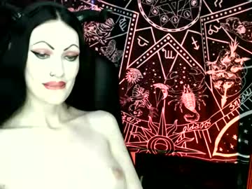 missmoondoll