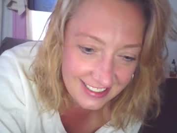 pinkwhitney618